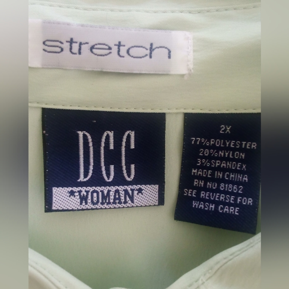 DCC Woman - Picture 3 of 3